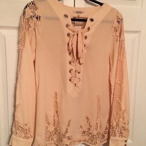 Buckle brand size Small gorgeous top